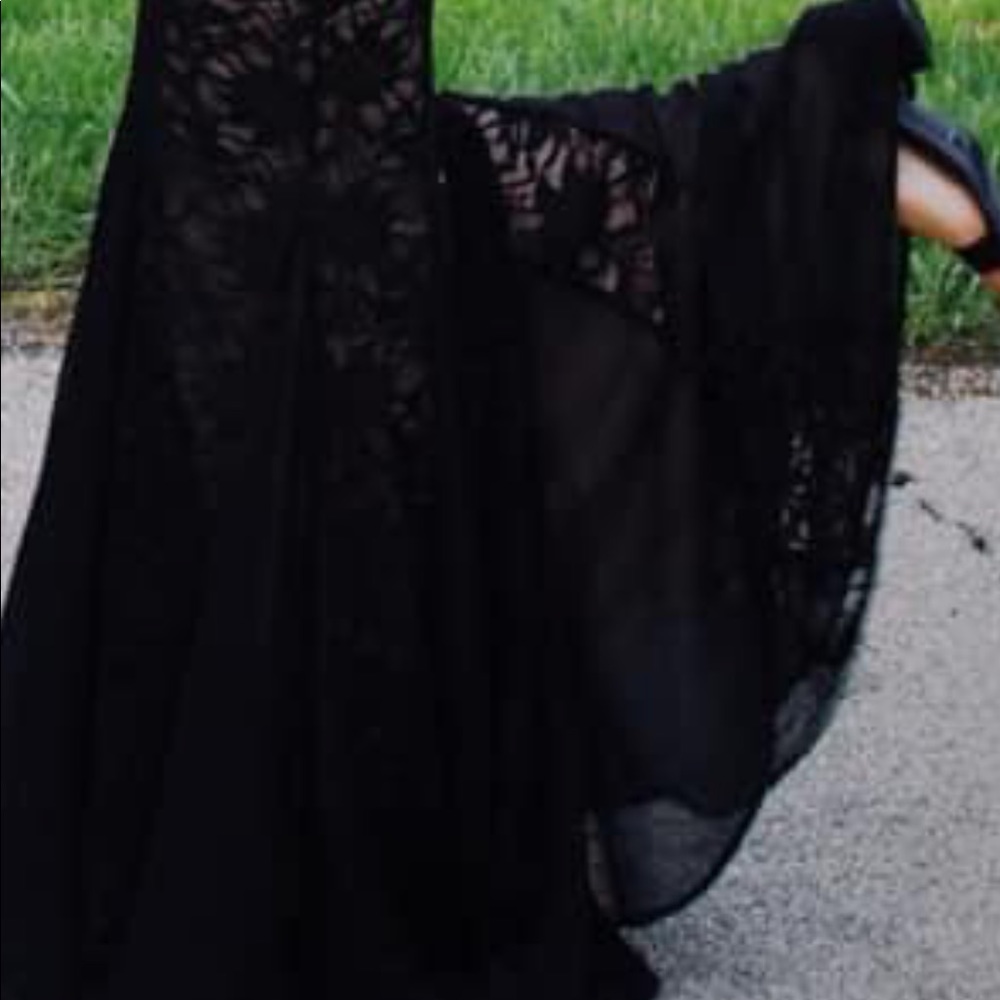 PROM DRESS!!!!!! - Picture 5 of 7